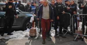 Călin Georgescu, acuzat că a aderat la o organizaţie neolegionară. Ce dovezi au procurorii la dosar