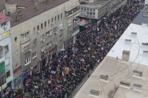 VIDEO Un nou protest masiv în Serbia, la exact patru luni de la tragedia din Novi Sad