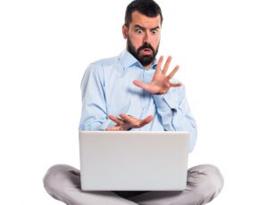 Motivul pentru care teoriile lui Călin Georgescu, nesusținute științific, au mare succes în România