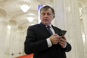 Crin Antonescu, reacție fermă la adresa lui Donald Trump după ce acesta l-a numit dictator pe Zelenski: „Nu mai avem valori”