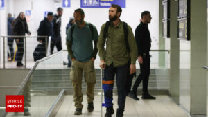 FOTO. Mercenarii români din Congo au ajuns în România. Criza din această țară africană este deosebit de gravă