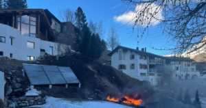 Trei oameni au murit după prăbuşirea unui avion de mici dimensiuni în Elveţia