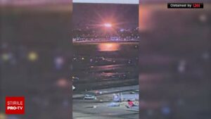 Trump dă vina pe fostul președinte Biden pentru catastrofa aviatică de la Washington. Sunt 67 de morți