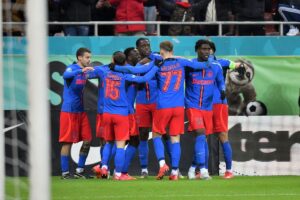 Gigi Becali a anunțat echipa de start pentru Rapid