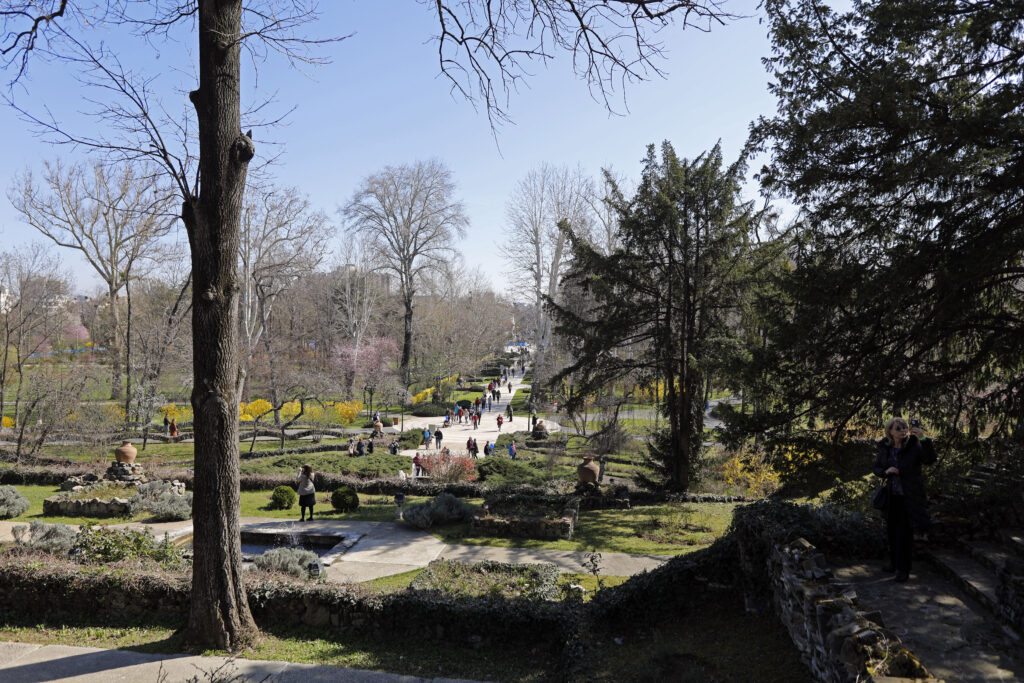 Evenimentul „Porţi Deschise la Palatul Cotroceni”, anulat din cauza vremii / Cum arată prognoza meteo pentru București