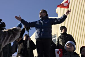 „Nu aparținem nimănui”. Groenlanda respinge ferm planurile lui Trump