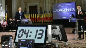 Cât contează dezbaterile? Epoca duelurilor cu scântei Iliescu vs. Vadim și Băsescu vs. Geoană a apus. Cine iese câștigător