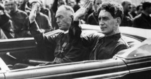 35 de ani de libertate: de la democrație în direct la extremism în reluare. Oliver Jens Schmitt, istoric: „Legionarii au vorbit de mântuirea neamului, dar soluții nu au dezvoltat niciodată“