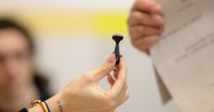 Cum arată buletinul de vot pentru turul 2 al alegerilor prezidențiale. Greșeli care pot duce la anularea votului