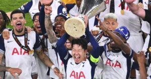 Gafa de la ceremonia de premiere: trei jucători, în frunte cu căpitanul Son, n-au primit medalii