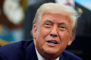 Europa îndeamnă la „calm” după ameninţările lui Trump privind tarife vamale de 50%