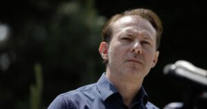 Florin Cîțu avertizează că România pierde miliarde de euro anual din cauza suprareglementării. Ce soluții propune