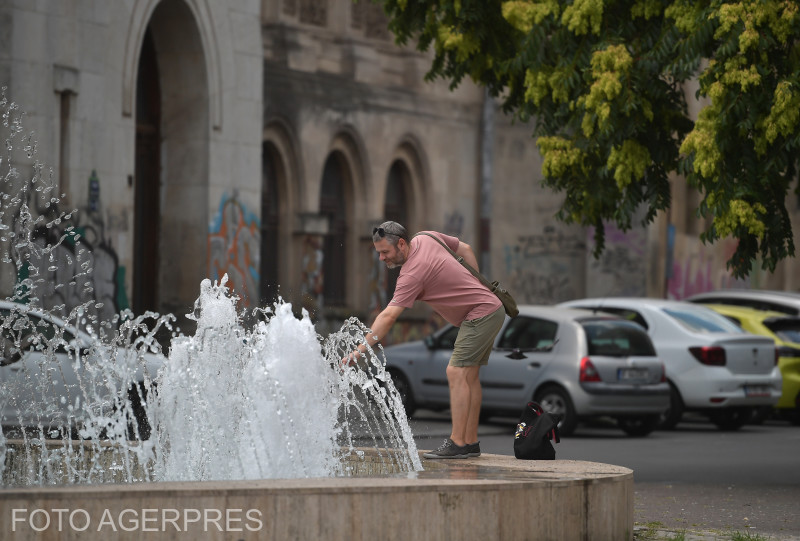 Alerta de caniculă a fost prelungită / Avertizare de furtuni și vijelii în jumătatea de nord a țării