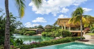 Vacanță transformată în coșmar: româncă refuzată în Mexic din cauza suspiciunilor de imigrare