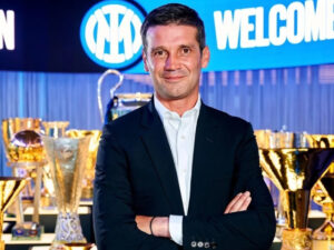 Răsturnare de situație! Cristi Chivu l-a convins să se întoarcă la Inter