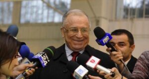 Ultimele informații despre starea de sănătate a lui Ion Iliescu: „Se impune menținerea internării la terapie intensivă”