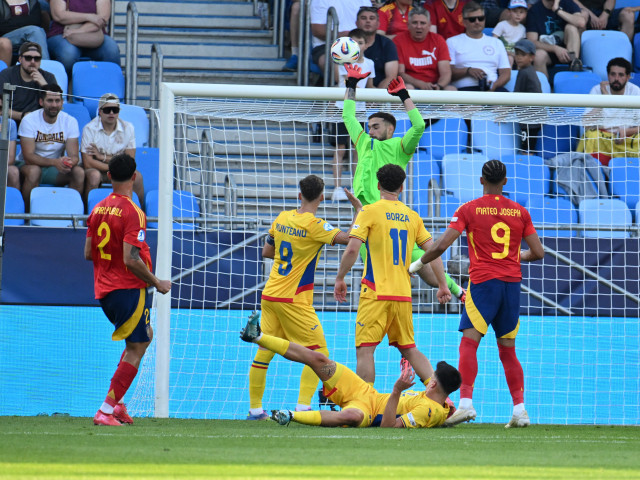 Spania U21 -1, ACUM. GOOL! Munteanu, GOOOL splendid! Ilie salvează de pe linia porții
