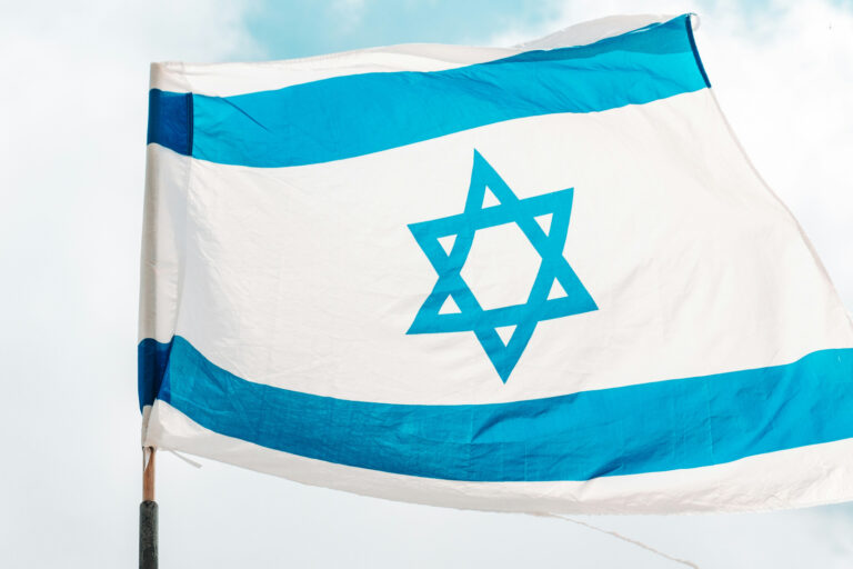 Român din Israel: Nu vin cu texte lacrimogene pentru că nu mai am lacrimi