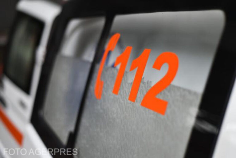 Accident cu 10 victime în Botoșani, după ce o mașină a intrat pe contrasens