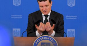 Nicușor Dan și-a depus declarația de avere. A inclus lista celor 400 de persoane care l-au împrumutat în campanie