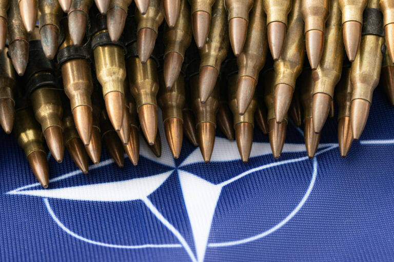 5% pentru Apărare până în 2035. Acord între ţările NATO înainte de summit-ul de la Haga. Un singur aliat a obiectat