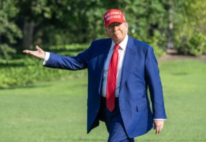 BREAKING. Anunț-surpriză al lui Donald Trump, peste noapte: Armistițiu „total” între Israel și Iran. „Războiul de 12 zile”