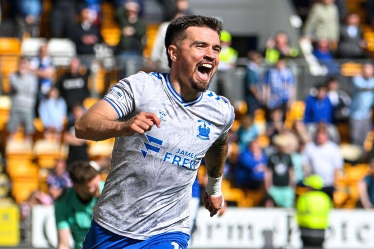 Detaliul care a ajutat-o pe Dinamo să-l transfere pe Danny Armstrong