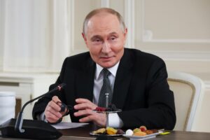 Oligarhii ruși îi forțează mâna lui Vladimir Putin, după ce s-au plâns că economia țării e în corzi