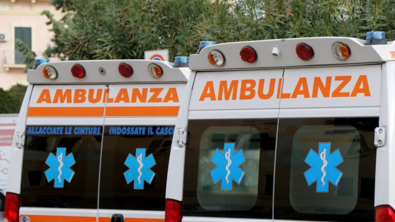 Italia, lovită de fenomene extreme. Două persoane au murit din cauza căldurii și a inundațiilor