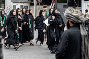 SUA a votat împotriva rezoluției ONU care condamnă „opresiunea sistematică” pe care o trăiesc femeile în Afganistan. Rusia, China și Iran s-au abținut