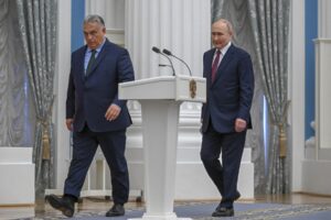 Diplomatul de top al lui Putin îndeamnă Ungaria să sprijine Rusia în Ucraina. „Putem uni eforturile în acest sens”