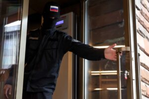 Fostul „rege al bananelor” din Rusia, care acum conduce două din cele mai renumite teatre din țară, a intrat în vizorul procurorilor