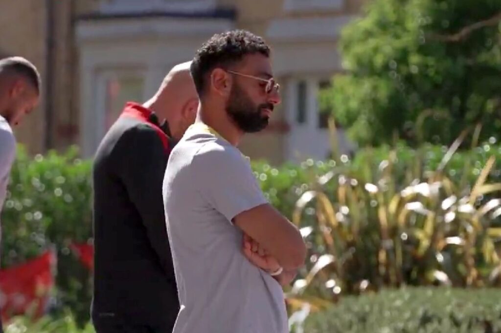 Anfield, în doliu: Jucătorii lui Liverpool au depus flori în memoria lui Diogo Jota