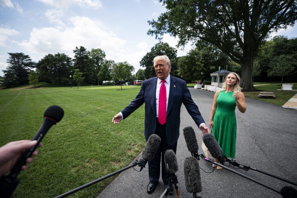 Trump își propune să ducă războiul comercial împotriva Chinei „într-o manieră foarte prietenoasă”