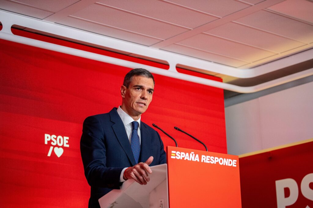 Premierul Pedro Sanchez subliniază beneficiile aduse de imigrație, în contextul violențelor din Spania