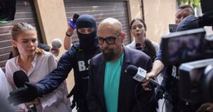 Percheziții DNA acasă la Cristian Popescu Piedone. Ce suspectează procurorii | SURSE