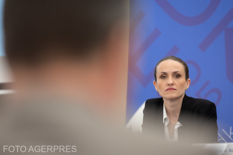 Șefa diplomației române numește o instituție cu cheltuieli de 27 de milioane de euro ai cărei angajați nu ştiu nici engleză şi nici limba ţărilor în care sunt trimiși