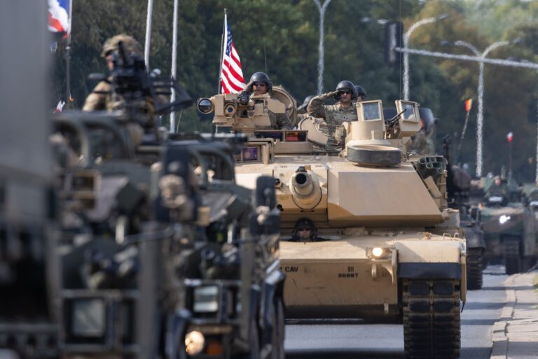 O țară care se învecinează cu Ucraina, al cărei arsenal se bazează pe armament american, susține că va ultima din Europa din care SUA își vor retrage trupe