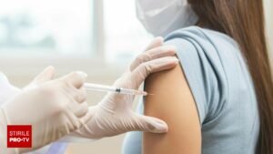 Guvernul a aprobat normele pentru vaccinarea gratuită anti-HPV la tinerii cu vârste între 11 și 26 de ani