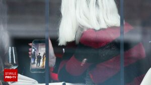 Emily Blunt, de nerecunoscut. Cum s-a transformat actrița pentru rolul din „Diavolul se îmbracă de la Prada 2”. GALERIE FOTO