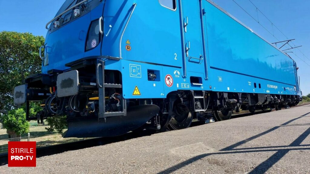 Record de viteză. Prima locomotivă din România care prinde 200 km/h | FOTO & VIDEO