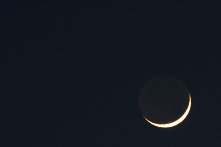 Lună Nouă pe 23 august. Patru zodii o pot lua de la capăt din nou