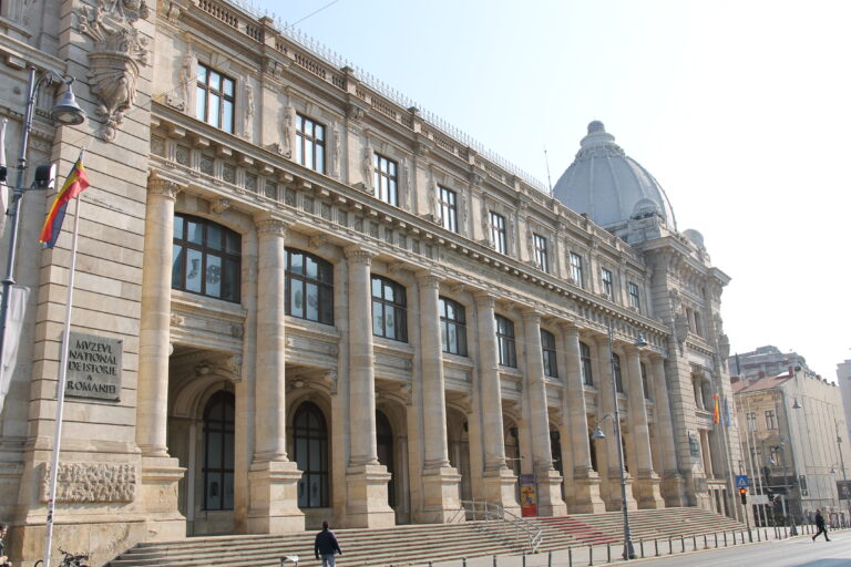 Descoperire spectaculoasă la Histria: Tezaur de aproape două milenii, adus la Muzeul Național de Istorie