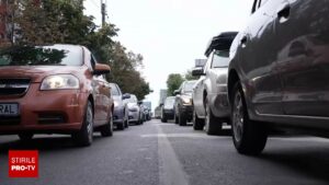 Primăria Capitalei ia în calcul un program decalat pentru angajați, ca să elibereze traficul la orele de vârf