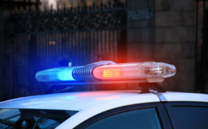 Un bărbat condamnat pentru tentativă de omor, prins de polițiști pe Aeroportul Iași cu acte false