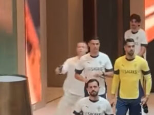 ”Cât de urât”: Cristiano Ronaldo credea că nu e filmat și a făcut un gest total neașteptat, când un copil s-a dus la el