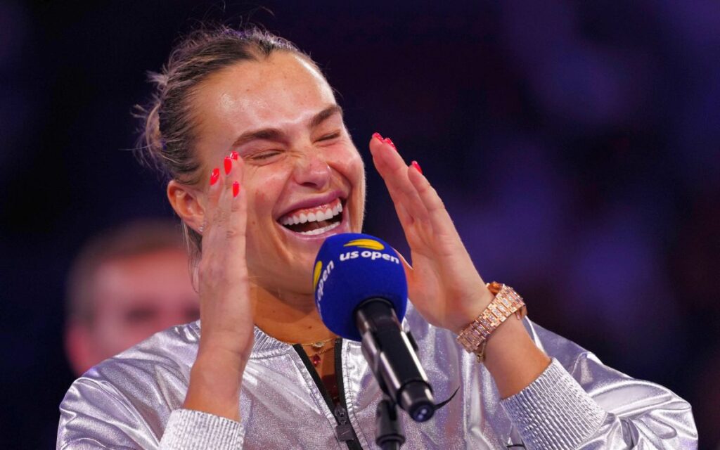 „Stați, stați! Ce faceți? N-am terminat” » Sabalenka și un moment viral la festivitatea de premiere de la US Open