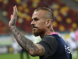 Elias Charalambous a făcut anunțul despre Denis Alibec