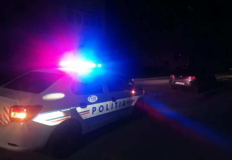 Poliția a prins un tânăr fugit din arestul la domiciliu după ce a rupt brățara de monitorizare