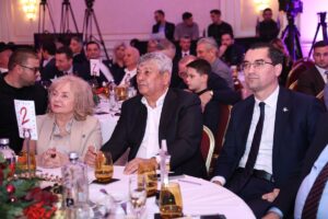 Azi, la GSP Live: ședință decisivă Lucescu